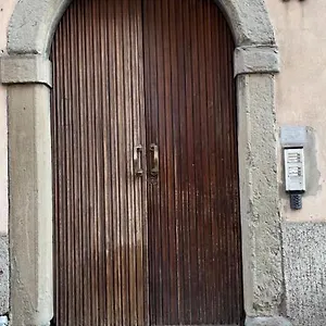  Apartament Number 99